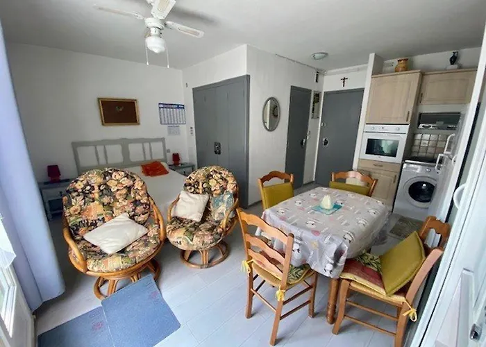 Centre Amelie-les-bains Avec Balcon, Garage Et Ascenseur - Fr-1-703-132 Apartman *